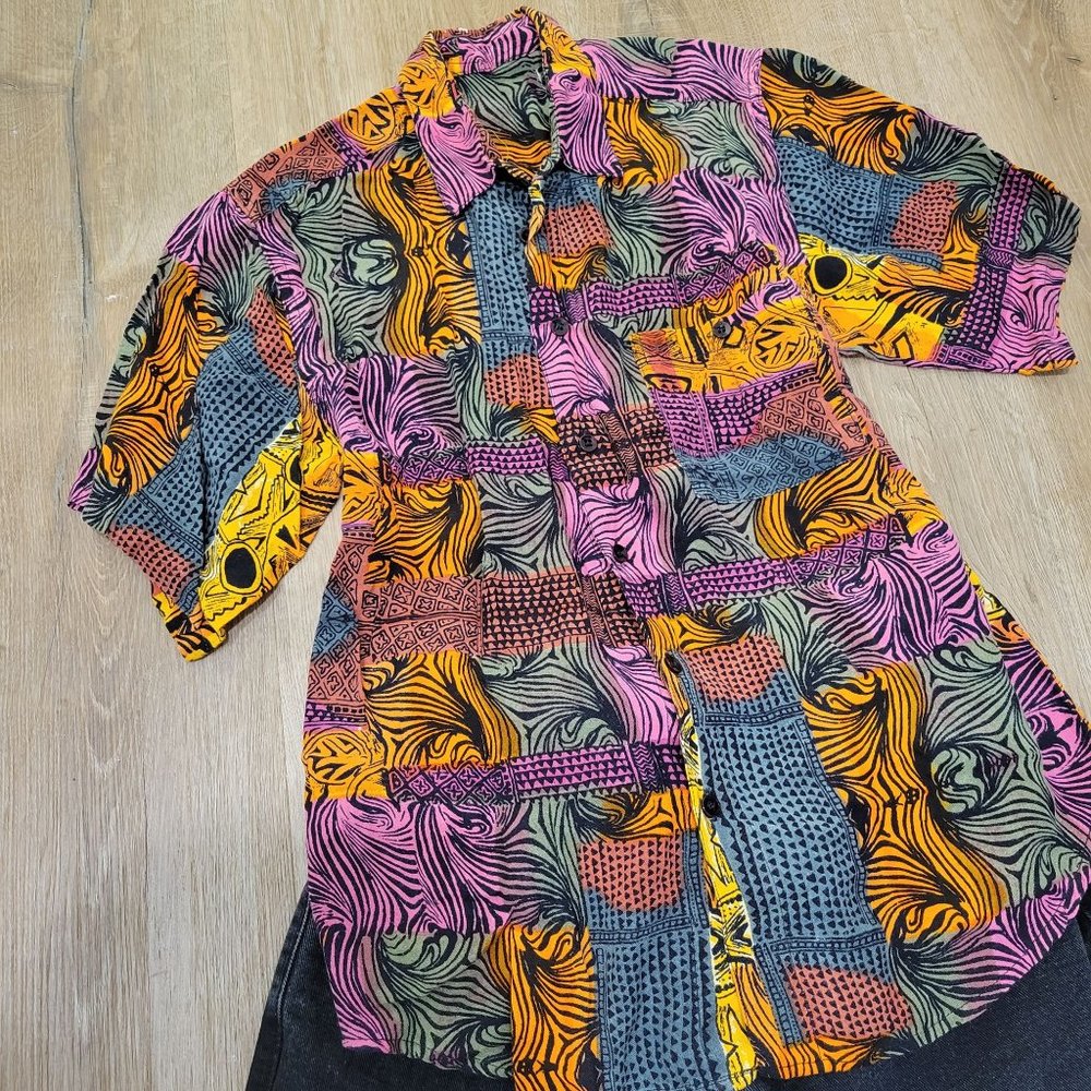 Vintage Button Down Trendy Patterned Top - image 3